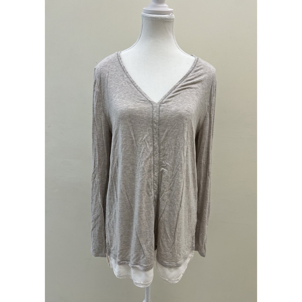 Women‎ Large White House Black Market V Neck Top